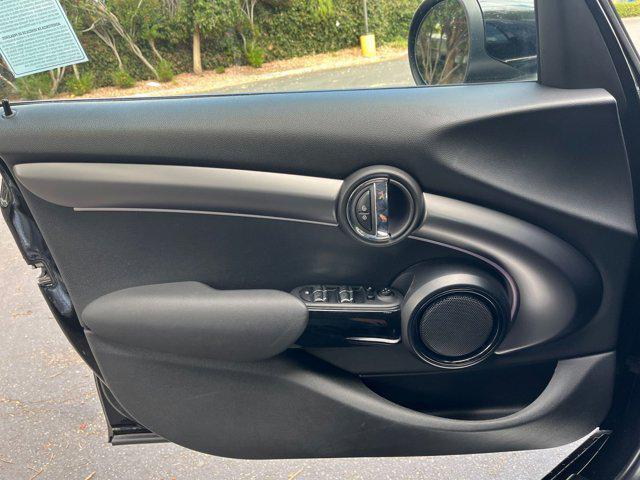 Photo of 2024 Black MINI Hardtop