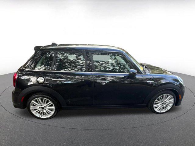 Photo of 2024 Black MINI Hardtop