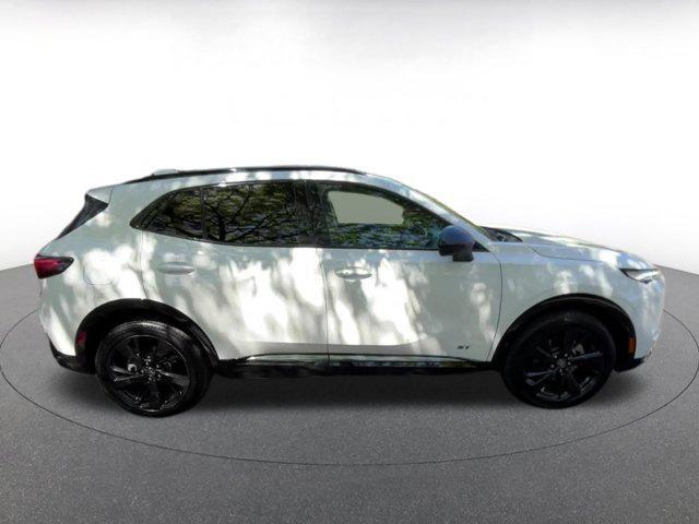 Photo of 2024 Summit White Buick Envision