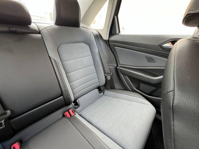 Photo of 2025 Gray Volkswagen Jetta