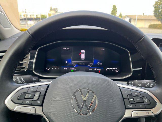 Photo of 2025 Gray Volkswagen Jetta