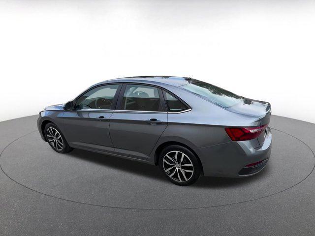 Photo of 2025 Gray Volkswagen Jetta