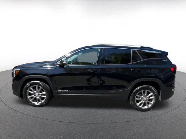 Photo of 2024 Ebony Twilight Metallic GMC Terrain
