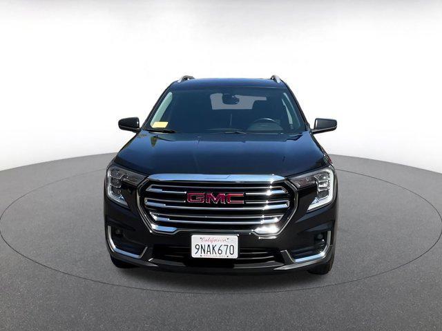 Photo of 2024 Ebony Twilight Metallic GMC Terrain