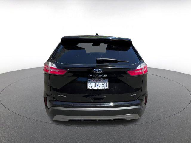Photo of 2024 Agate Black Metallic Ford Edge