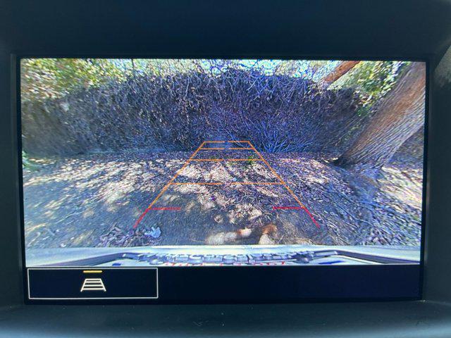 Photo of 2024 Summit White GMC Terrain