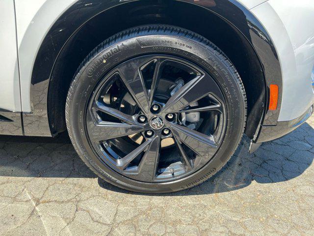 Photo of 2024 Summit White Buick Envision