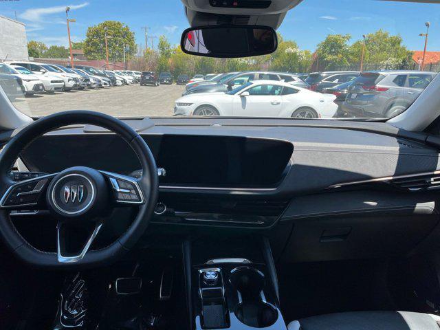 Photo of 2024 Summit White Buick Envision