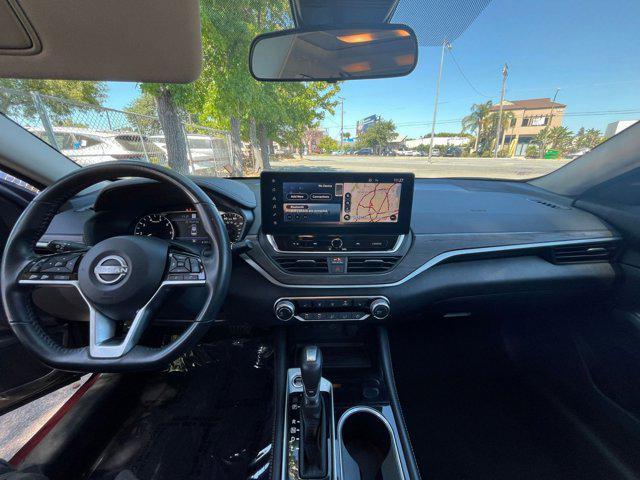 Photo of 2024 Garnet Pearl Metallic Nissan Altima