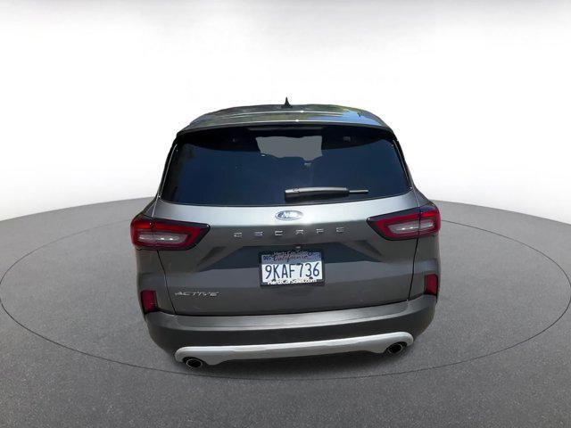 Photo of 2024 Carbonized Gray Metallic Ford Escape