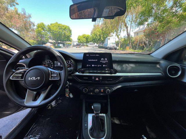 Photo of 2024 Steel Gray Kia Forte