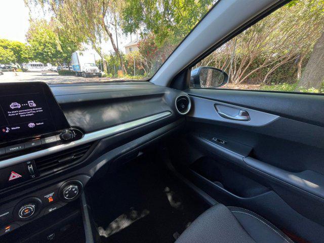 Photo of 2024 Steel Gray Kia Forte