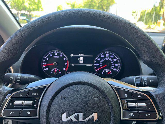 Photo of 2024 Snow White Pearl Kia Forte