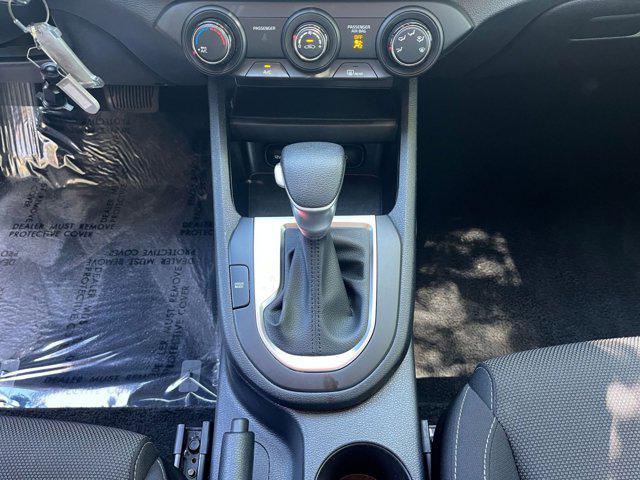 Photo of 2024 Snow White Pearl Kia Forte