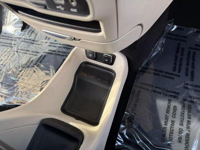 Photo of 2018 Red Chrysler Pacifica
