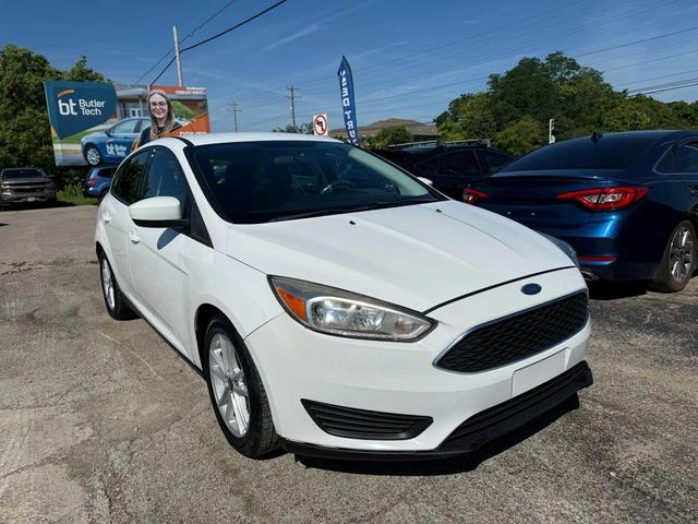 Photo of 2018 Oxford White Ford Focus
