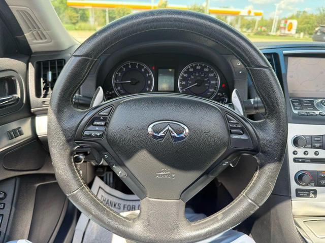Photo of 2006 Blue Volkswagen New Beetle