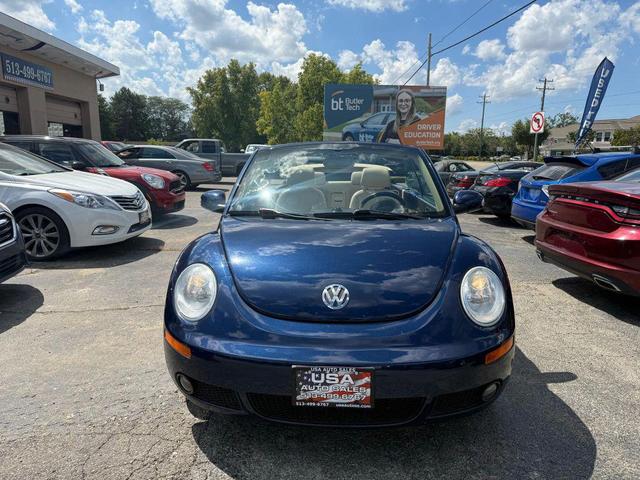Photo of 2006 Blue Volkswagen New Beetle