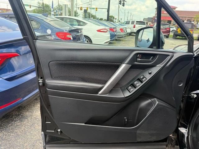 Photo of 2018 Crystal Black Silica Subaru Forester