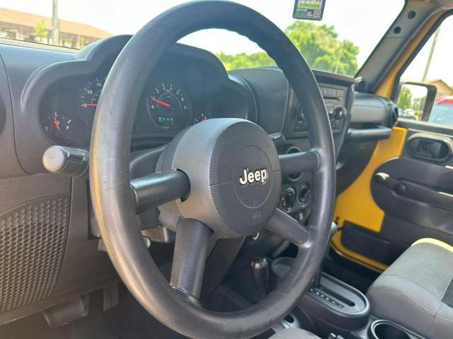 Photo of 2008 Yellow Jeep Wrangler