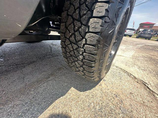 Photo of 2008 Yellow Jeep Wrangler