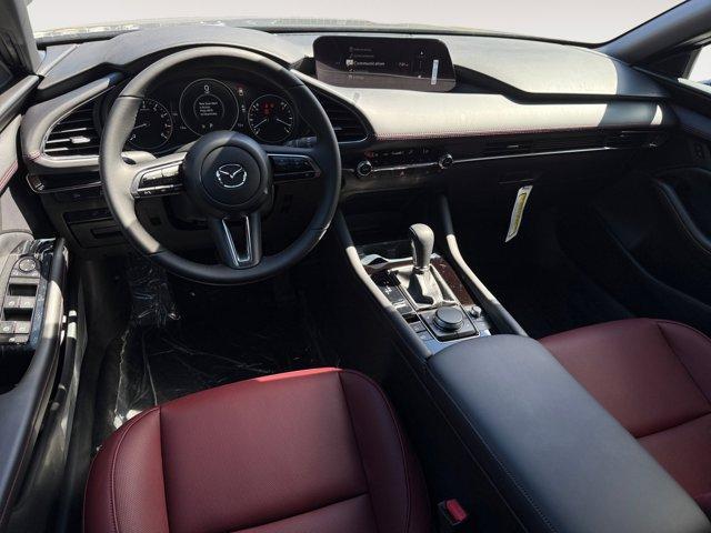 Photo of 2025 Polymetal Gray Metallic Mazda Mazda3