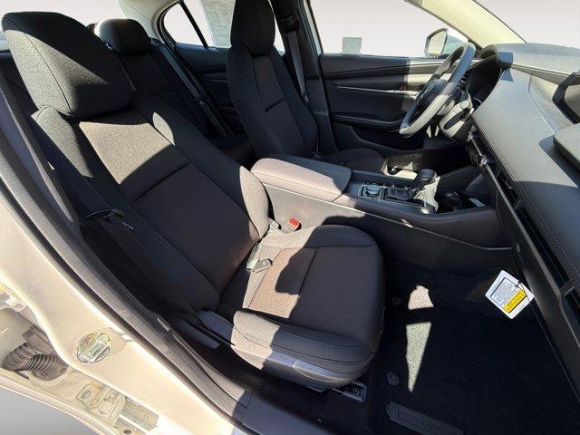 Photo of 2025 Snowflake White Pearl Mazda Mazda3