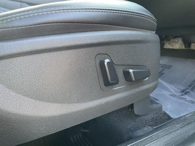 Photo of 2023 Twilight Black Hyundai SANTA FE