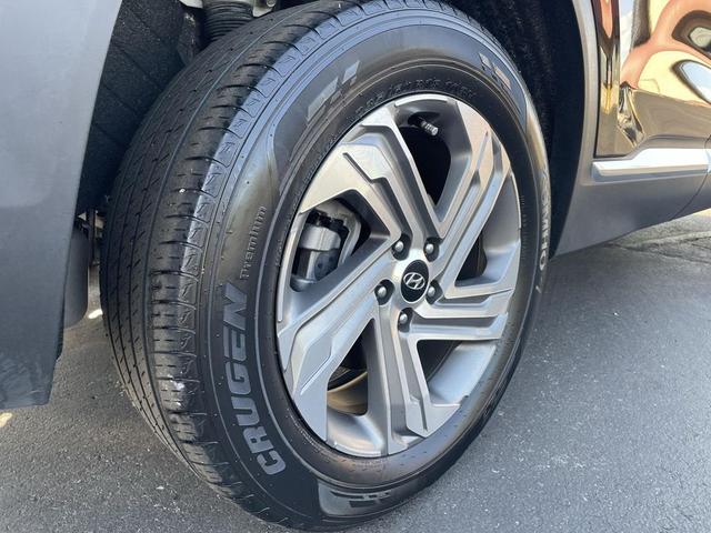 Photo of 2023 Twilight Black Hyundai SANTA FE