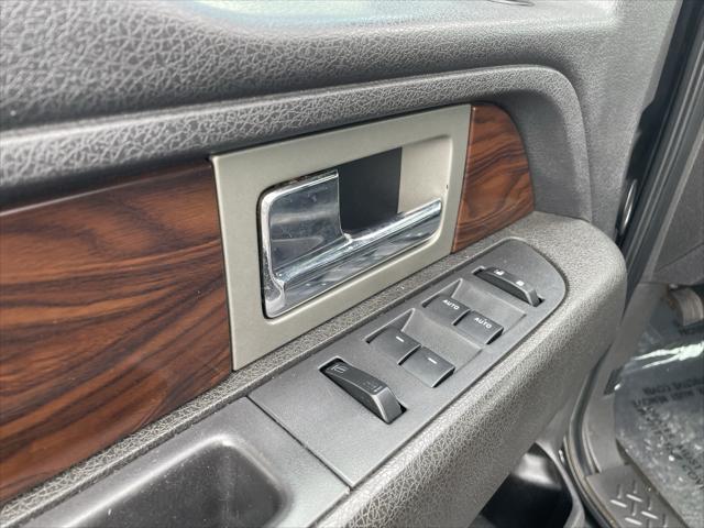 Photo of 2012 Tuxedo Black Metallic Ford F-150
