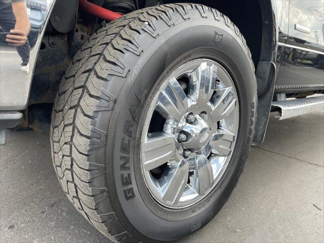 Photo of 2012 Tuxedo Black Metallic Ford F-150