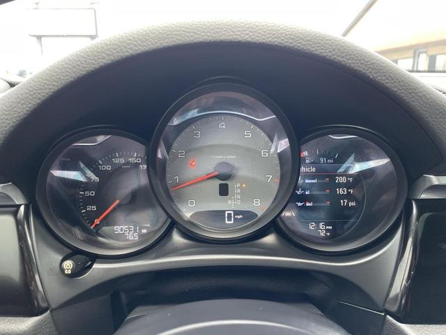 Photo of 2019 Black Porsche Macan