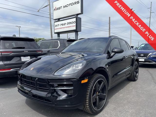 Photo of 2019 Black Porsche Macan