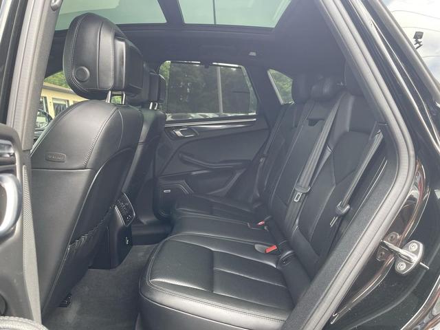 Photo of 2019 Black Porsche Macan