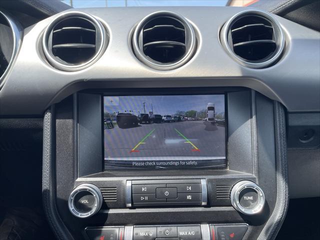 Photo of 2022 Oxford White Ford Mustang