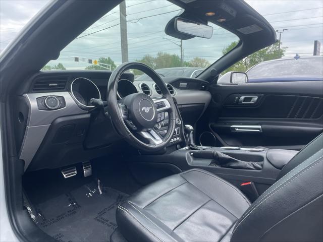 Photo of 2022 Oxford White Ford Mustang