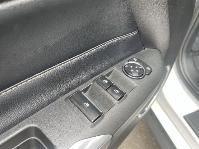 Photo of 2022 Oxford White Ford Mustang