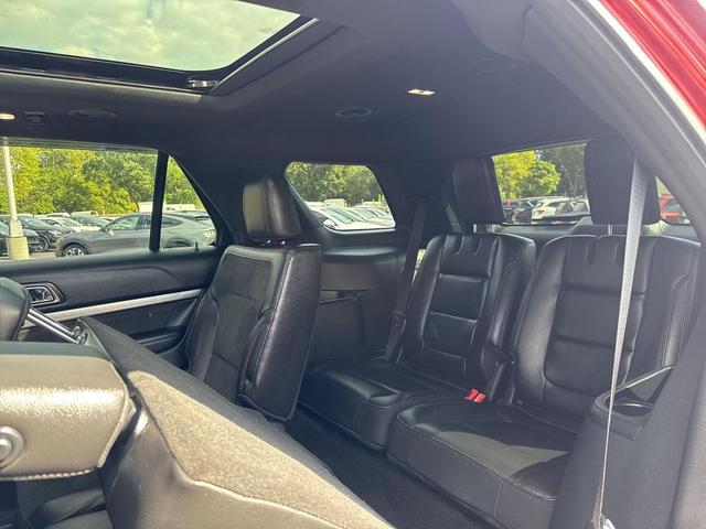 Photo of 2018 Ruby Red Metallic Tinted Clearcoat Ford Explorer