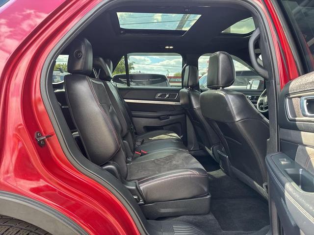 Photo of 2018 Ruby Red Metallic Tinted Clearcoat Ford Explorer