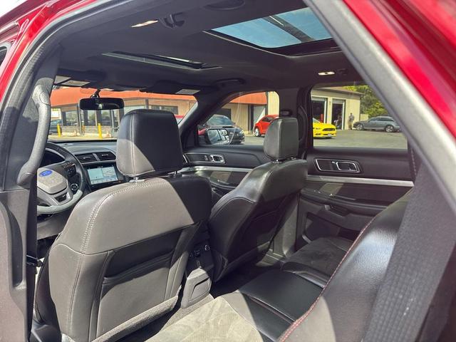 Photo of 2018 Ruby Red Metallic Tinted Clearcoat Ford Explorer