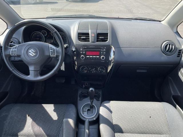 Photo of 2013 Sunlight Copper Metallic Suzuki SX4
