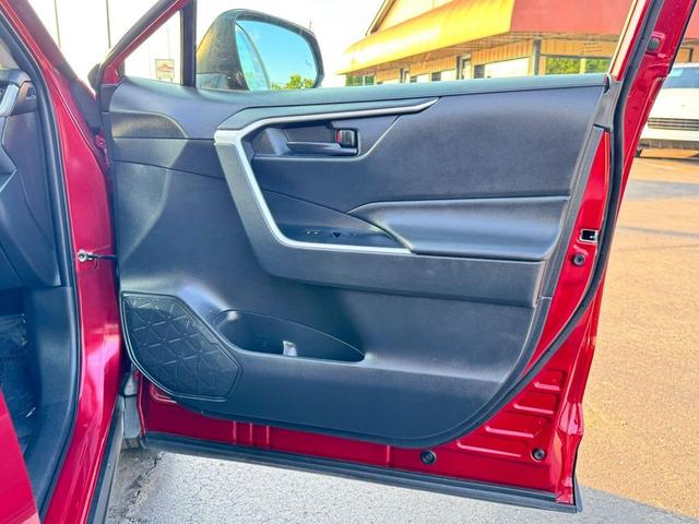 Photo of 2022 Red Toyota RAV4