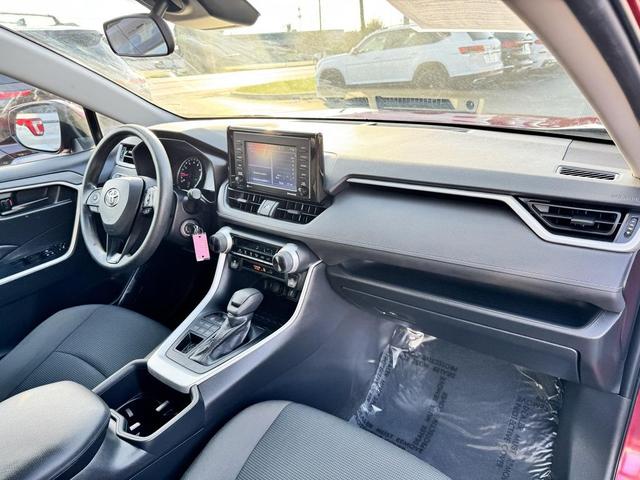 Photo of 2022 Red Toyota RAV4