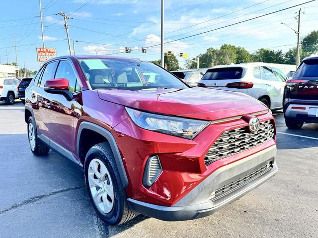 Photo of 2022 Red Toyota RAV4