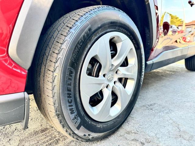 Photo of 2022 Red Toyota RAV4