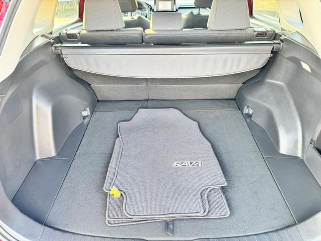 Photo of 2022 Red Toyota RAV4
