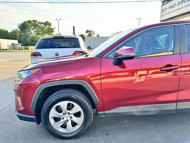 Photo of 2022 Red Toyota RAV4