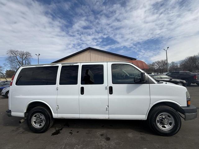 Photo of 2013 Summit White Chevrolet Express 2500
