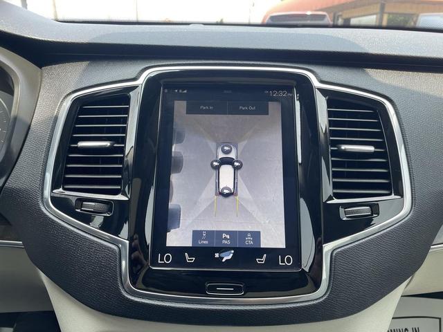 Photo of 2018 Onyx Black Metallic Volvo XC90