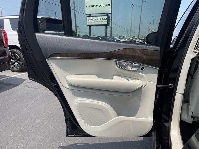 Photo of 2018 Onyx Black Metallic Volvo XC90